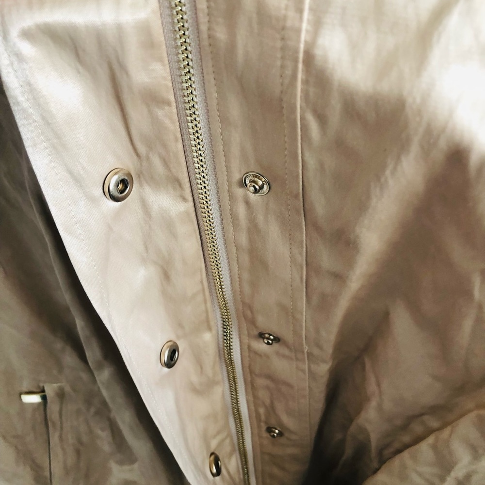 Jacket - Picture 2 of 3